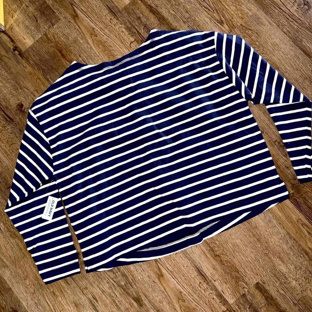 Old Navy • Loose Mariner Stripe Henley - Picture 7 of 7